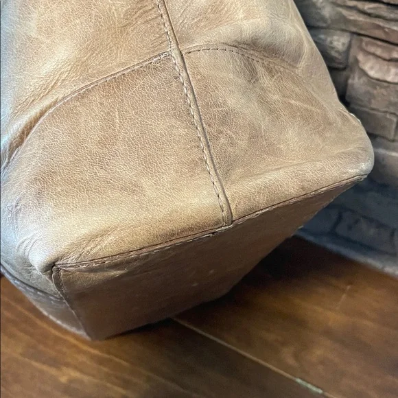 Frye Melissa Shopper Tote Distressed leather Bag -Beige- $358 - Picture 9 of 16